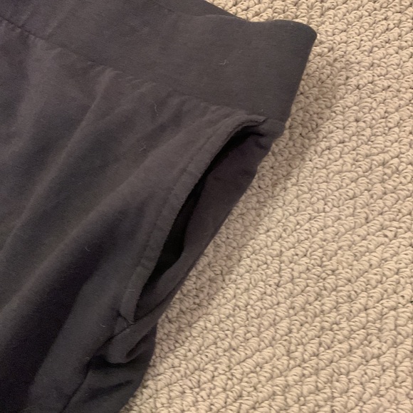 🌹 purejill • Affinity French Terry Slim Leg Gray Crop Pants - Picture 7 of 9